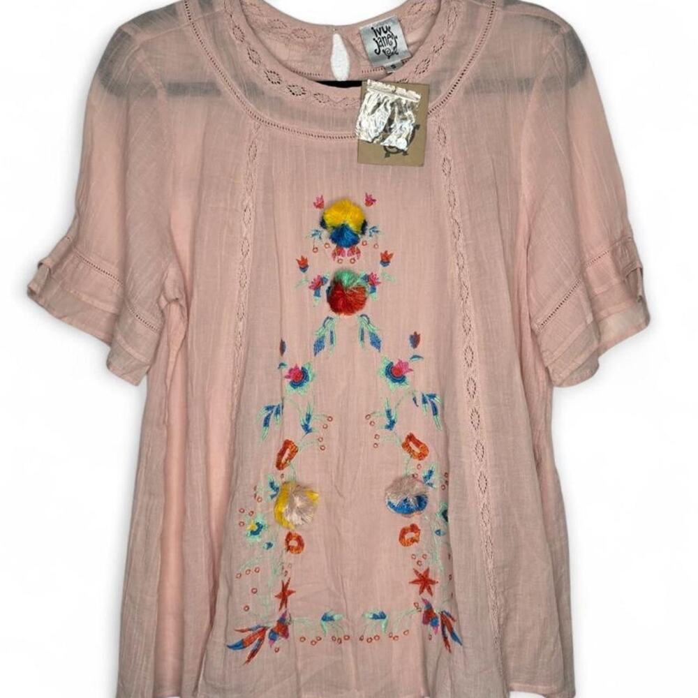 NWT Ivy Jane Pink Embroidered Boho Blouse Size Small